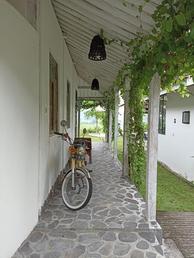Sunmoonstarvillas Yogyakarta Jarakan Экстерьер фото